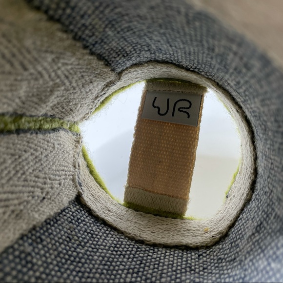 Ugly Rugly Tufted Vase Wool Carpet Green Black Funky Groovy Flowers Handmade - Picture 6 of 11